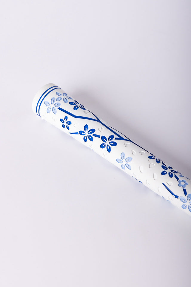 The Blossom Club Grip: Porcelain