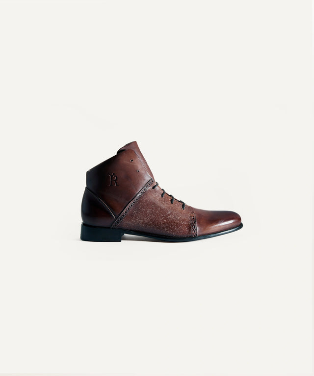 The Rafter Club Italian made mens dress shoe in brown leather with lace-up design and embossed logo