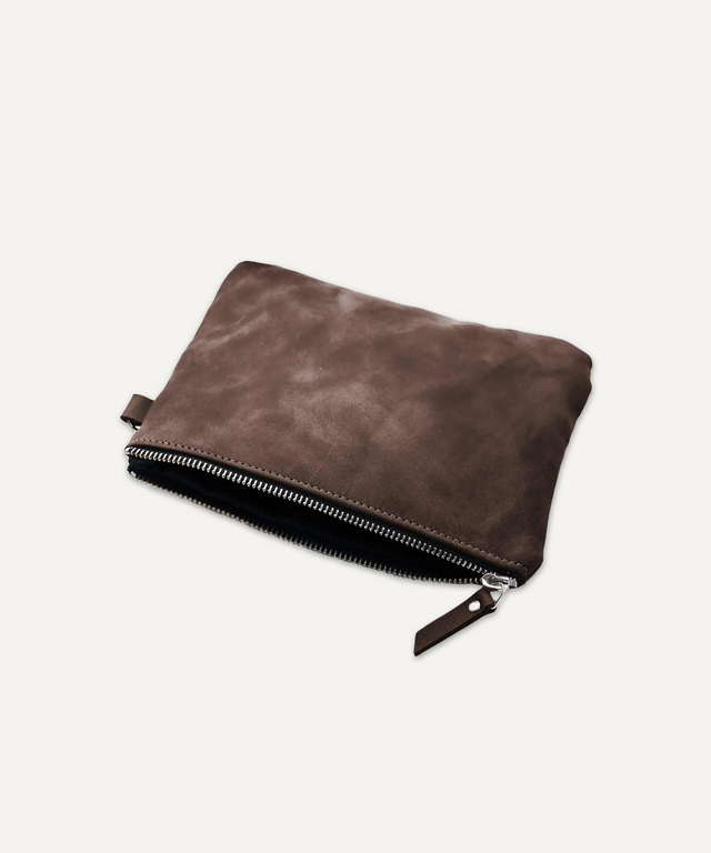 Pikore brown leather golf field pouch with zipper closure for storing golf essentials