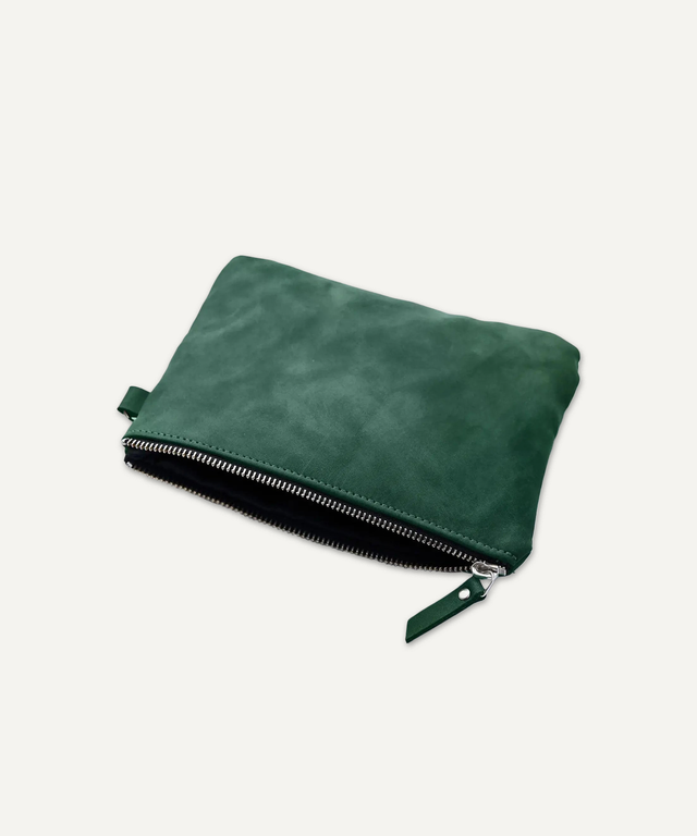 Pikore green leather golf field pouch with silver zipper and compact design