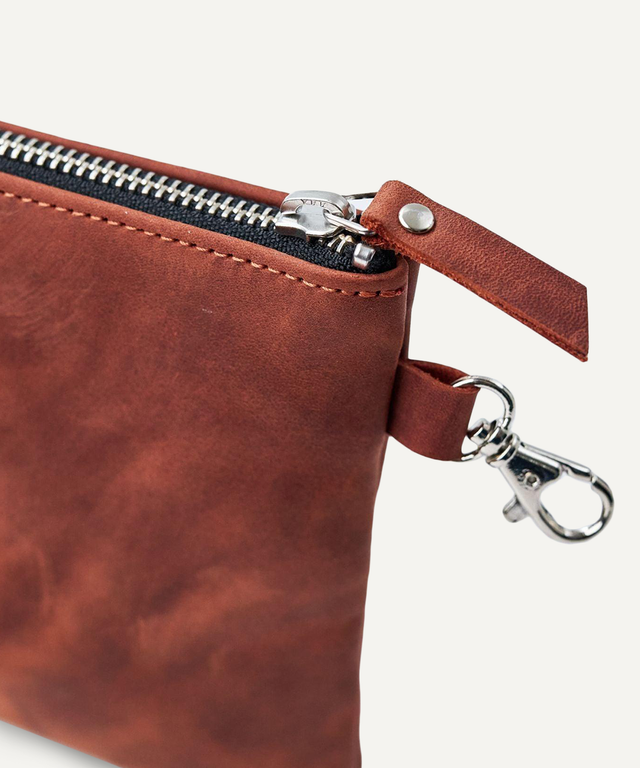 Pikore brown leather golf field pouch with zipper and metal clasp for secure storage