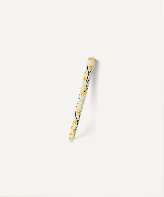 The Blossom Club Grip: Apricot