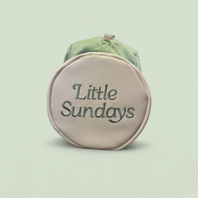 Little Sundays kids golf bag in green and beige for carrying kids golf clubs